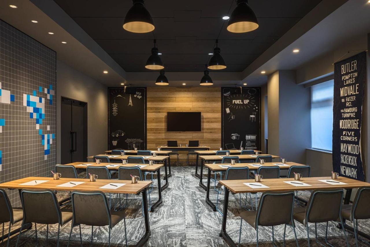 Moxy Tokyo Kinshicho Hotel Buitenkant foto